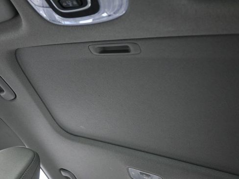 Used 2025 Hyundai Elantra SEL image 34