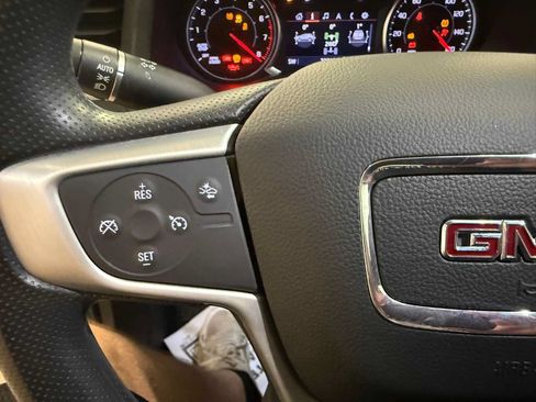 Used 2023 GMC Acadia SLE w/ Driver Convenience Package AWD/4WD image 29