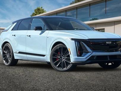 New 2026 Cadillac Lyriq V w/ Exterior Carbon Fiber Package