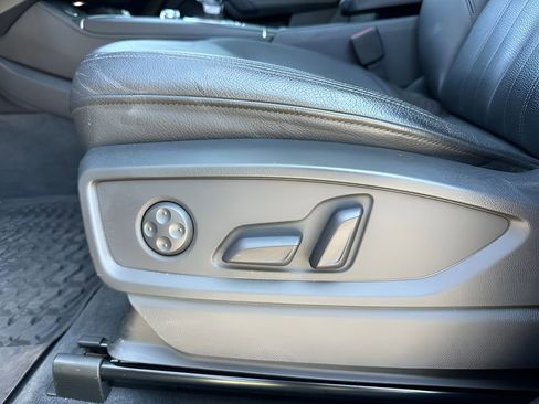 Used 2020 Audi Q5 2.0T Premium Plus image 11