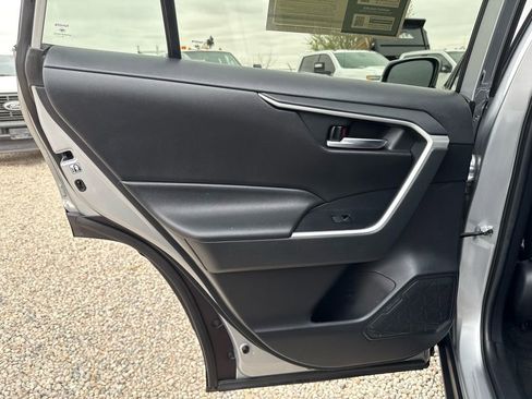 Used 2020 Toyota RAV4 XLE Premium image 24