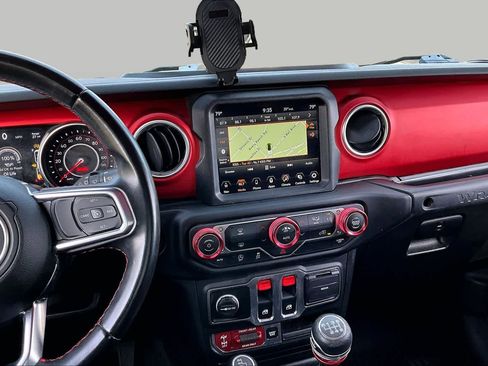 Used 2020 Jeep Wrangler Rubicon AWD/4WD image 12
