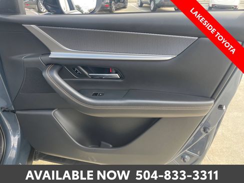 Used 2025 MAZDA CX-70 3.3 Turbo w/ Preferred Package AWD/4WD image 19