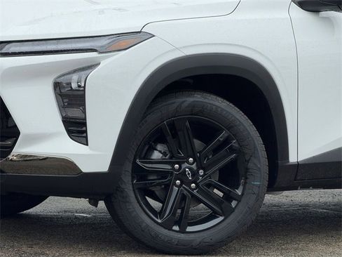 New 2026 Chevrolet Trax ACTIV w/ Driver Confidence Package image 8