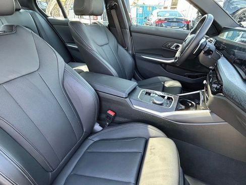 Used 2025 BMW 330i Sedan image 33