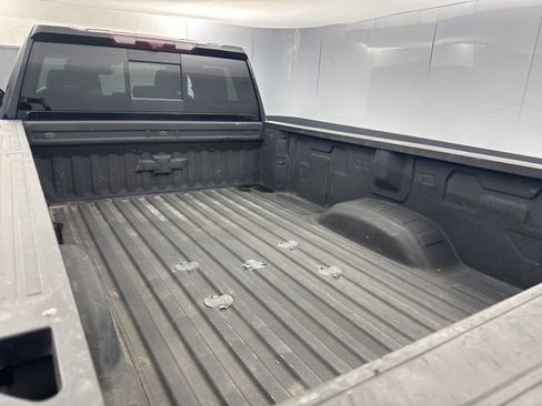 Used 2024 Chevrolet Silverado 3500 LTZ w/ LTZ Convenience Package image 18