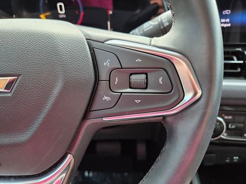 Certified 2025 Chevrolet TrailBlazer LT w/ Convenience Package FWD image 35