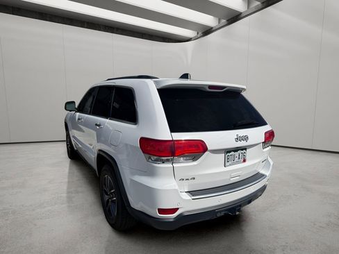 Used 2019 Jeep Grand Cherokee Limited w/ Trailer Tow Group IV AWD/4WD image 2