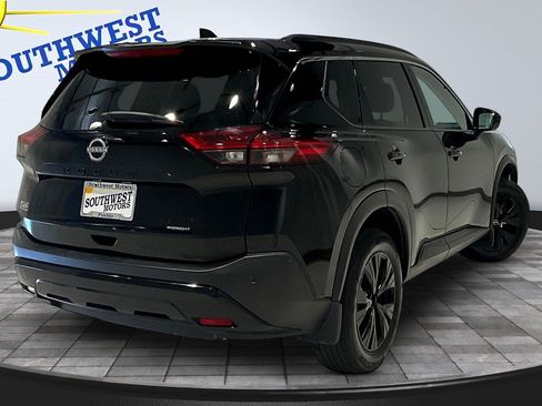 Used 2023 Nissan Rogue SV w/ SV Premium B Package AWD/4WD image 7