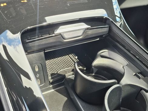 Used 2025 Mercedes-Benz EQE 350+ SUV image 34