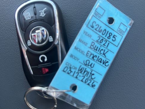 Used 2021 Buick Enclave Premium w/ Sun and Sites Package AWD/4WD image 36