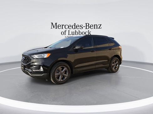 Used 2023 Ford Edge SEL w/ Sport Appearance Package image 4