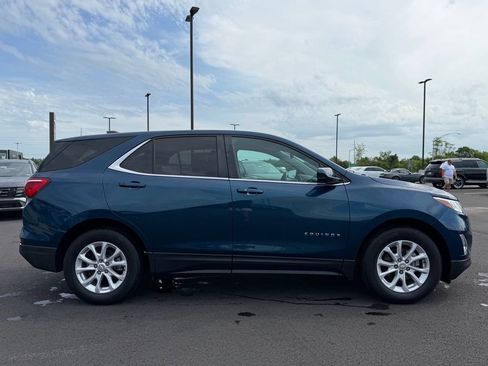 Used 2021 Chevrolet Equinox LT FWD image 4