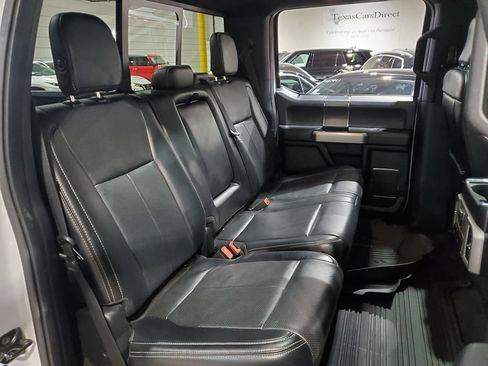 Used 2018 Ford F150 Lariat w/ Equipment Group 502A Luxury AWD/4WD image 18