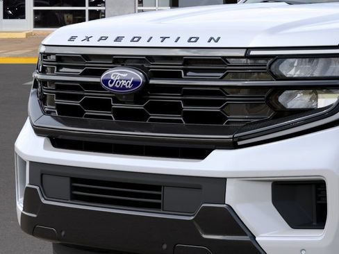 New 2027 Ford Expedition Max Platinum AWD/4WD image 17