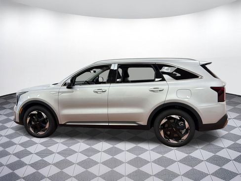 Used 2025 Kia Sorento EX w/ EX Panoramic Sunroof Package AWD/4WD image 2