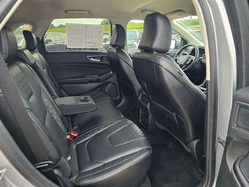 Used 2024 Ford Edge Titanium AWD/4WD image 13
