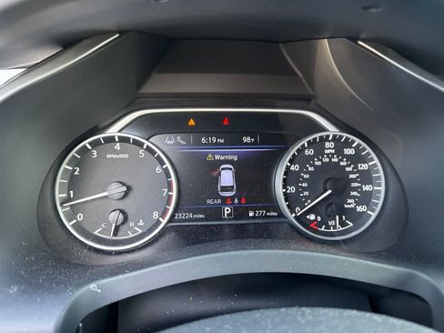 Used 2024 Nissan Murano SV w/ SV Midnight Edition Package FWD image 2
