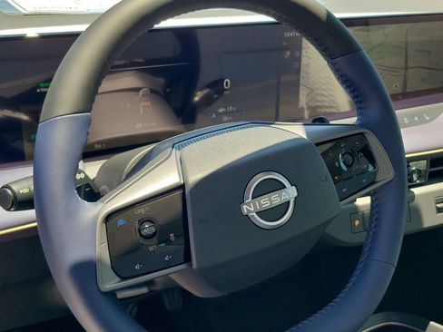 New 2026 Nissan Leaf Platinum+ FWD image 11