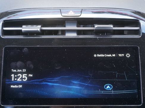 Used 2024 Hyundai Tucson Limited FWD image 13