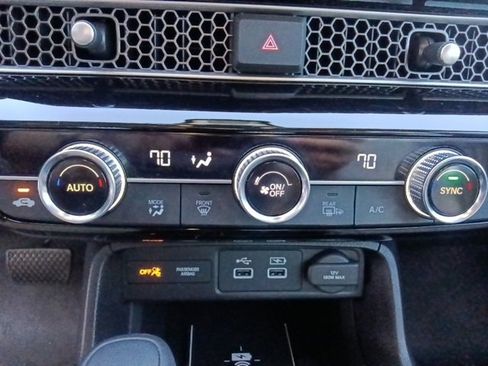 Used 2024 Honda Civic Touring image 24