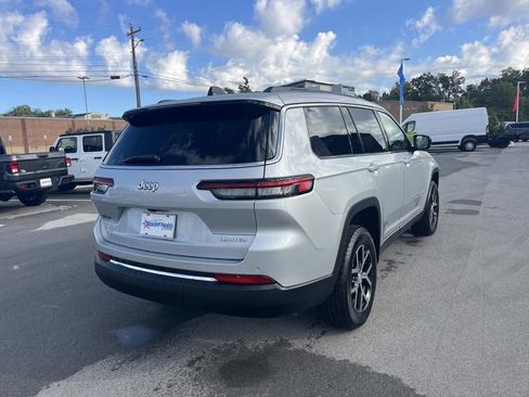 New 2025 Jeep Grand Cherokee L Limited image 7