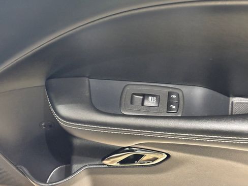 Used 2020 Dodge Challenger SRT Hellcat image 11