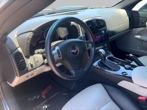 Used 2011 Chevrolet Corvette Grand Sport w/ Preferred Equipment Group RWD image 17