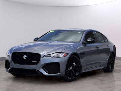 Used 2024 Jaguar XF R-Dynamic SE AWD/4WD image 1