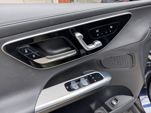 Certified 2023 Mercedes-Benz GLC 300 4MATIC image 11