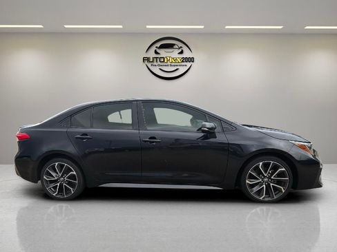 Used 2022 Toyota Corolla SE image 5