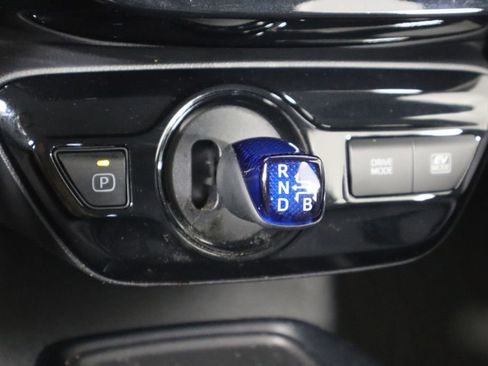 Used 2019 Toyota Prius LE FWD image 28