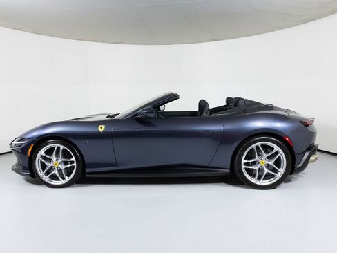 Used 2024 Ferrari Roma Spider RWD image 3