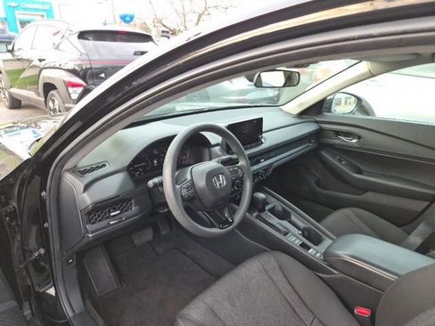 Used 2023 Honda Accord EX image 14