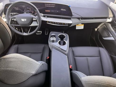 New 2026 Cadillac Optiq Sport 1 image 9