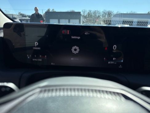 New 2026 Nissan Sentra SV w/ Floor Mat Package FWD image 15