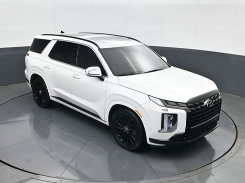 Used 2024 Hyundai Palisade Calligraphy image 15