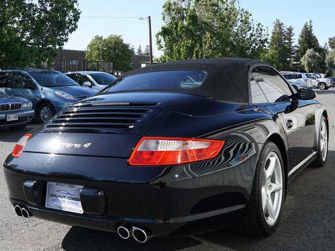 Used 2006 Porsche 911 Carrera 4 image 11