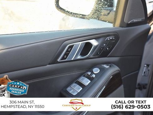 Used 2025 BMW X7 xDrive40i image 14