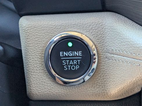 Used 2024 Ford Expedition Max Limited image 30