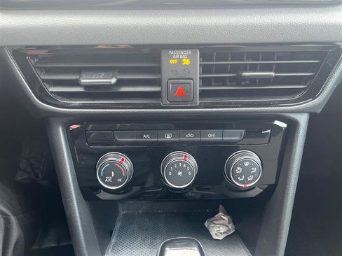 Used 2024 Volkswagen Taos S image 14