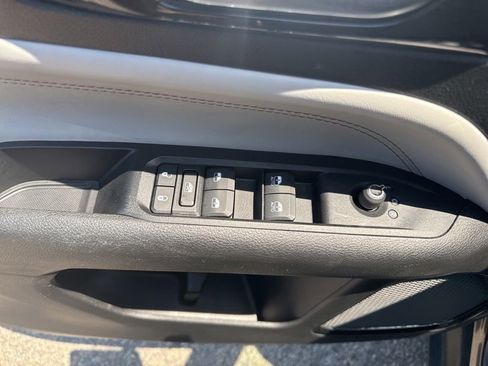 Used 2022 Jeep Compass Limited AWD/4WD image 24