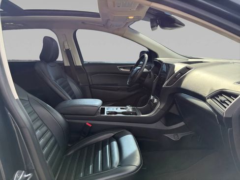 Used 2022 Ford Edge SEL image 15