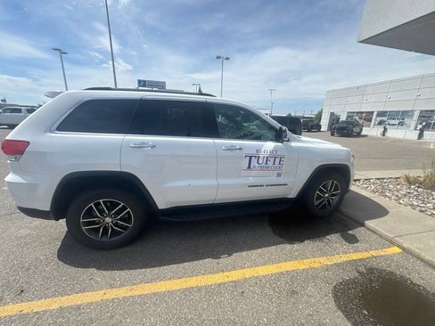 Certified 2017 Jeep Grand Cherokee Limited w/ Trailer Tow Group IV AWD/4WD image 10