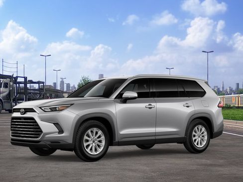 New 2026 Toyota Grand Highlander XLE FWD image 2