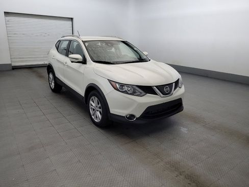 Used 2019 Nissan Rogue Sport SV w/ Technology Package AWD/4WD image 13