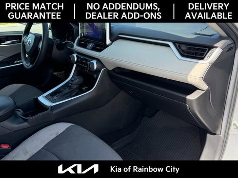 Used 2023 Toyota RAV4 XLE w/ Convenience Package image 22