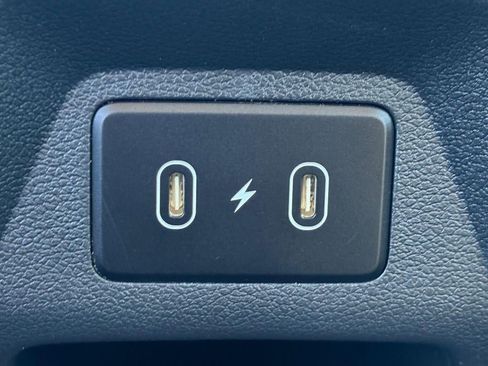 New 2026 Hyundai Venue SEL FWD image 31