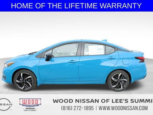 New 2025 Nissan Versa SR w/ Trunk Package image 4