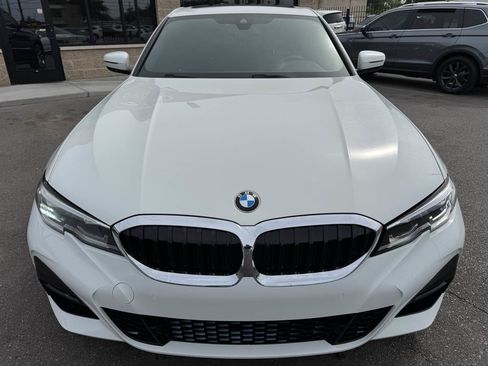 Used 2021 BMW 330i Sedan w/ M Sport Package RWD image 2